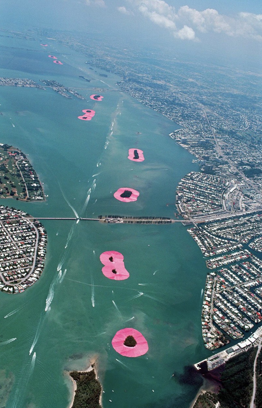 surrounded islands christo and jeanne claude - 2